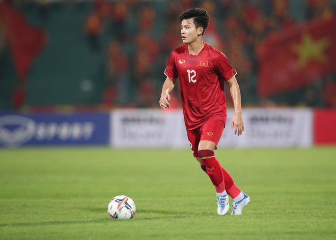  Tuyển thủ U23 Việt Nam ghi bàn thắng gửi tặng bạn gái  - Ảnh 12.