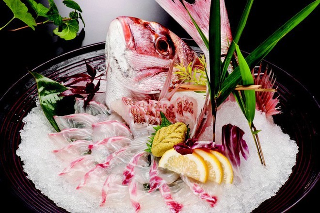 Nhà hàng Nhật Bản hút khách nhờ chiêu độc: Cho khách đánh bắt tôm cá lên ăn tại bàn - Ảnh 6.