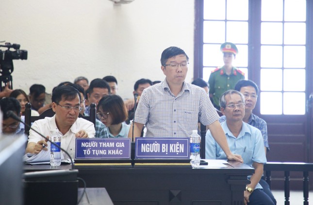 Kỳ án gỗ trắc ở Quảng Trị: Tòa bác đơn kiện Tổng Cục trưởng Hải quan của doanh nghiệp - Ảnh 2.