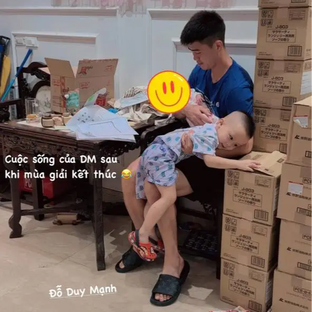 Vợ Duy Mạnh vừa sinh con vẫn livestream bất chấp, hoa mắt chóng mặt vẫn chốt đơn - Ảnh 3.