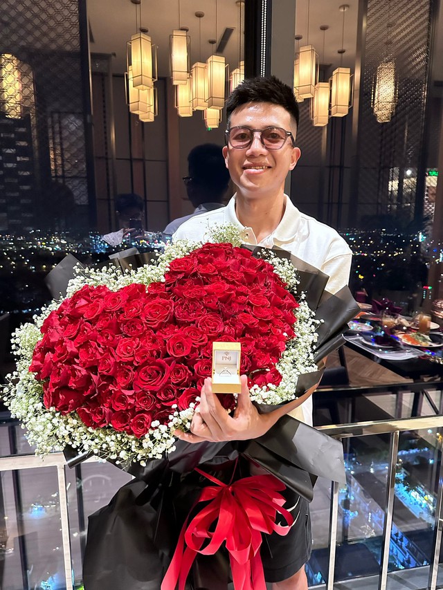 Cựu cầu thủ U23 Việt Nam cầu hôn Huỳnh Như, hé lộ ngày cưới - Ảnh 4.
