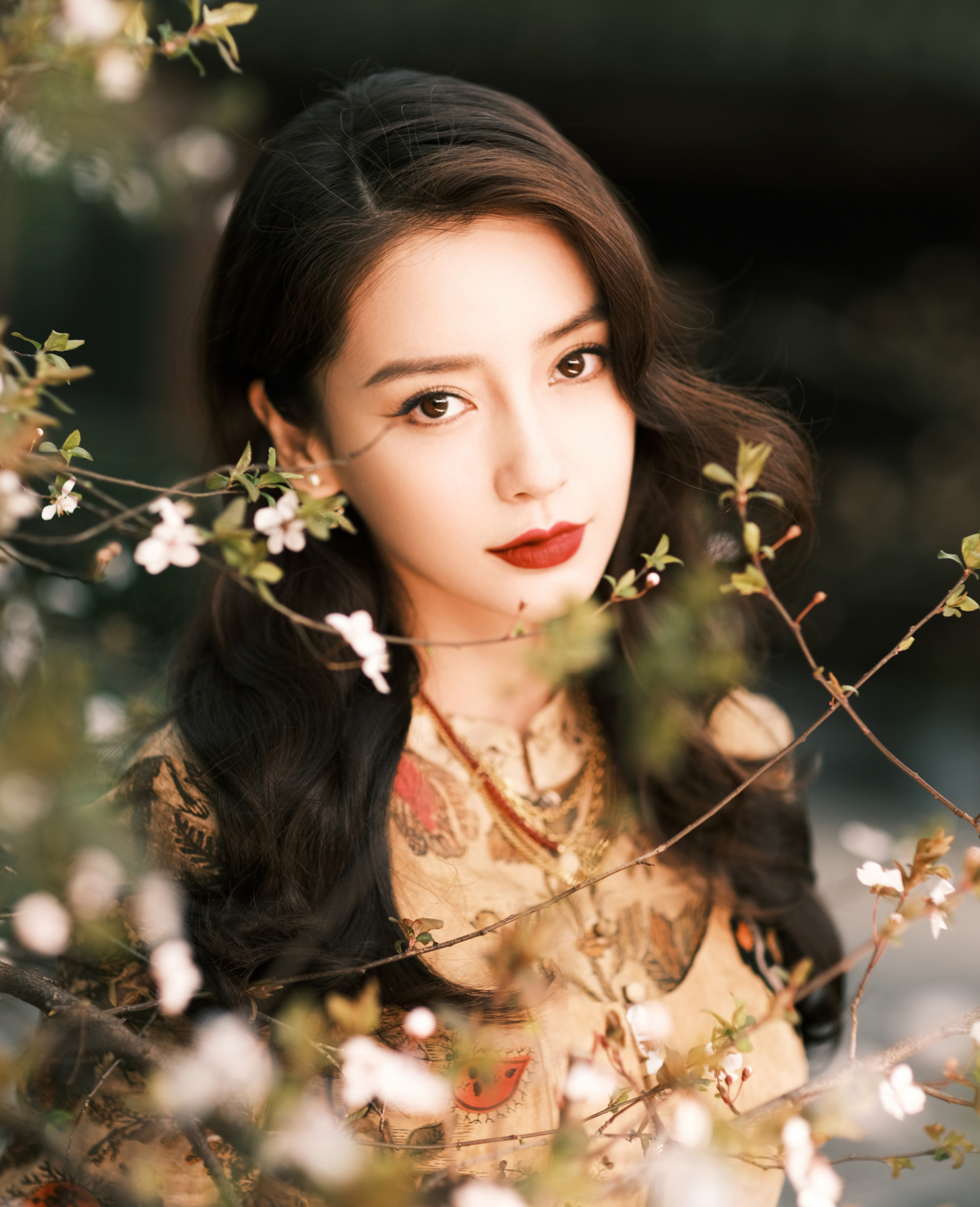 Rộ tin Huỳnh Hiểu Minh ngoại tình trước khi ly hôn với Angelababy, còn có con riêng? - Ảnh 2.