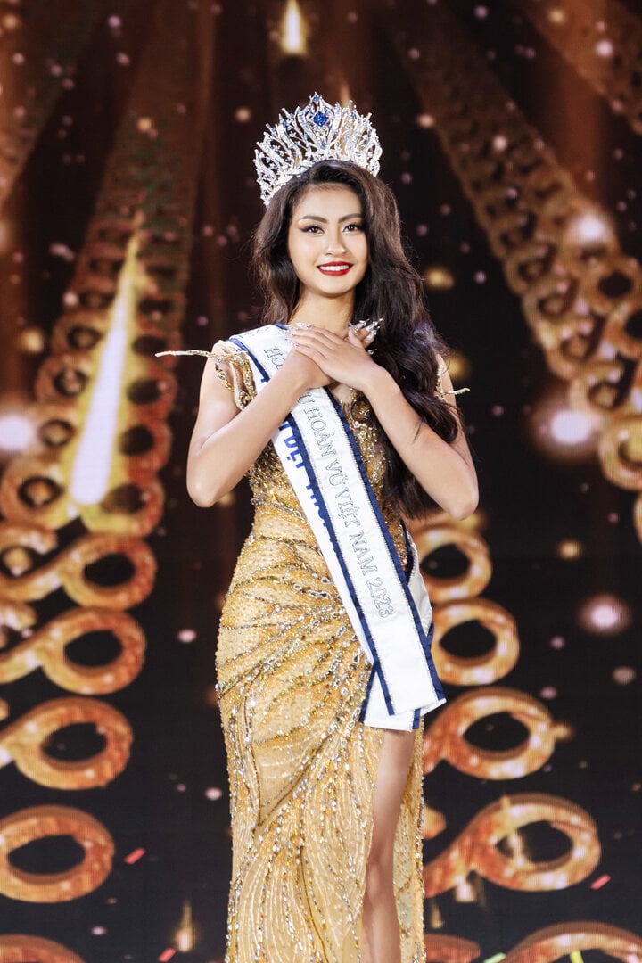 Nhan sắc người đẹp Ninh Bình đăng quang Hoa hậu Hoàn vũ 2023- Ảnh 1.
