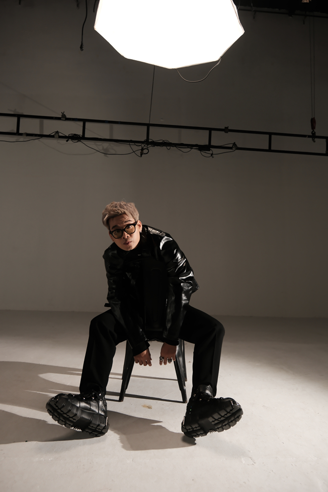 Vinny Vũ: "Âm nhạc của Sixkie Dawgz vừa quen, vừa lạ, và đặc biệt khá là cuốn hút"- Ảnh 1.