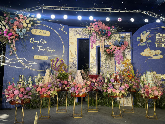 Cận cảnh 9 tráp ăn hỏi xịn xò của Quang Hải trước giờ hỏi vợ- Ảnh 2.