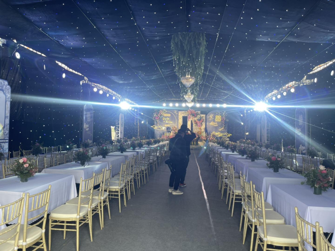 Cận cảnh 9 tráp ăn hỏi xịn xò của Quang Hải trước giờ hỏi vợ- Ảnh 1.