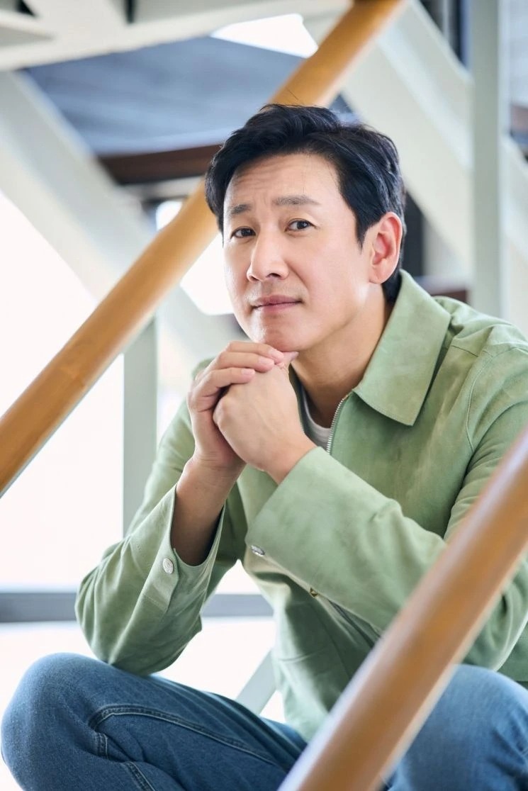 Cảnh sát xác nhận nghi phạm thứ 3 trong vụ án tống tiền Lee Sun Kyun- Ảnh 2. Cảnh sát xác nhận nghi phạm thứ 3 trong vụ án tống tiền Lee Sun Kyun- Ảnh 2.