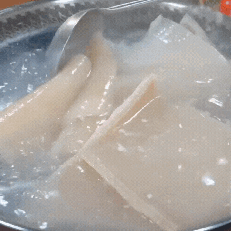 Món "thạch da lợn" cực đẹp đón Tết, ăn không chỉ ngon mà còn giúp dưỡng da căng mịn- Ảnh 2. Món "thạch da lợn" cực đẹp đón Tết, ăn không chỉ ngon mà còn giúp dưỡng da căng mịn- Ảnh 2.