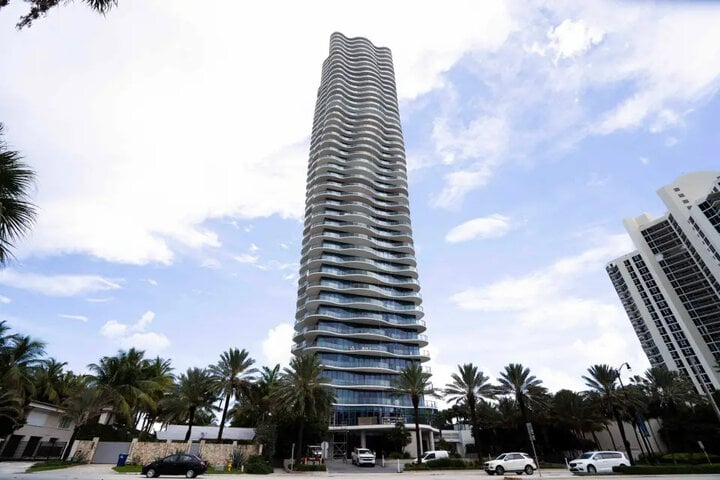 Hé lộ khoản đầu tư bất động sản hàng chục triệu USD của Lionel Messi- Ảnh 2.