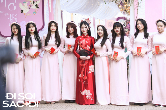 Chu Thanh Huyền hạnh phúc bên mẹ, bố vợ tất bật chuẩn bị đón con rể quý - Quang Hải- Ảnh 6.