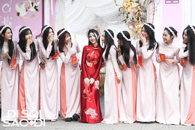 Chu Thanh Huyền hạnh phúc bên mẹ, bố vợ tất bật chuẩn bị đón con rể quý - Quang Hải- Ảnh 5.