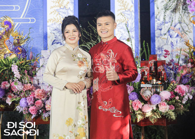 Cận cảnh siêu xe 10 tỷ được Quang Hải dùng để đón Chu Thanh Huyền về dinh- Ảnh 4.