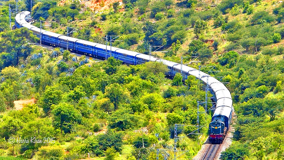 “Mê mẩn” với 5 tour du lịch bằng tàu hỏa dài nhất thế giới: Tuyến top 1 mất đến 7 ngày 7 đêm!- Ảnh 3.