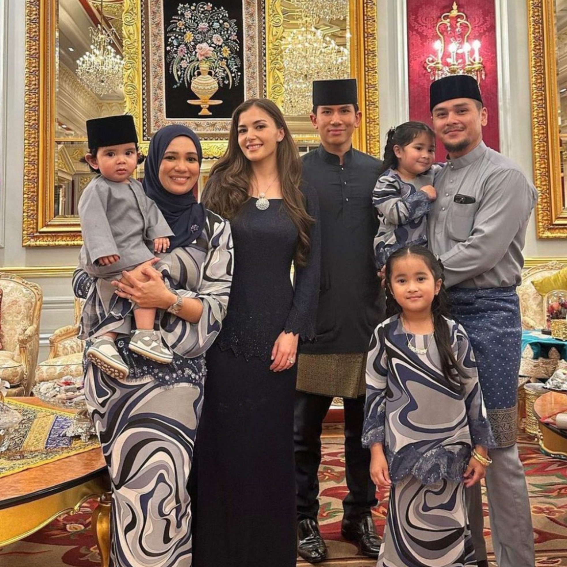 Sắc vóc và gia thế cô gái cưới Hoàng tử Brunei, hôn lễ tổ chức 10 ngày- Ảnh 11.