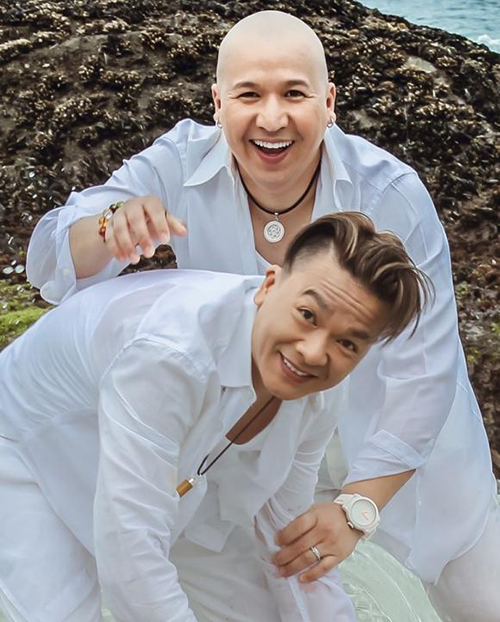 Một ca sĩ Việt kết hôn đồng giới: Bạn trai lo hết, không cho làm gì, chỉ thi thoảng đi hát cho vui- Ảnh 3.
