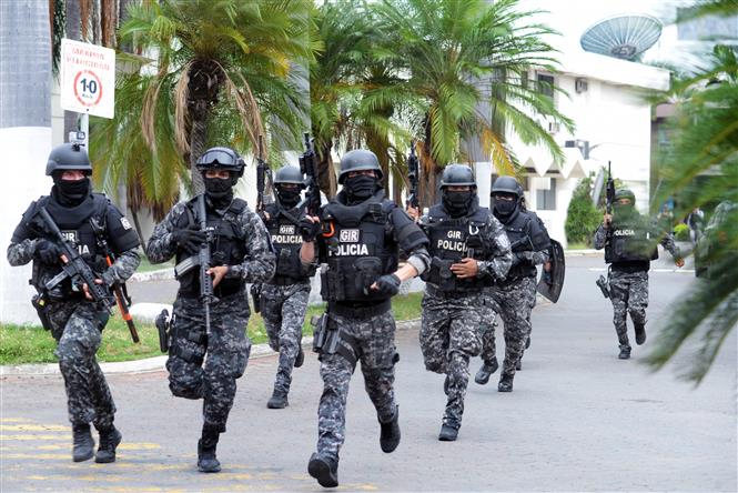 Những băng đảng mafia kiểm soát Ecuador từ bên trong nhà tù- Ảnh 3.