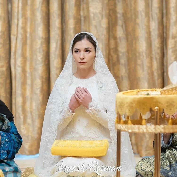 Sắc vóc và gia thế cô gái cưới Hoàng tử Brunei, hôn lễ tổ chức 10 ngày- Ảnh 7.