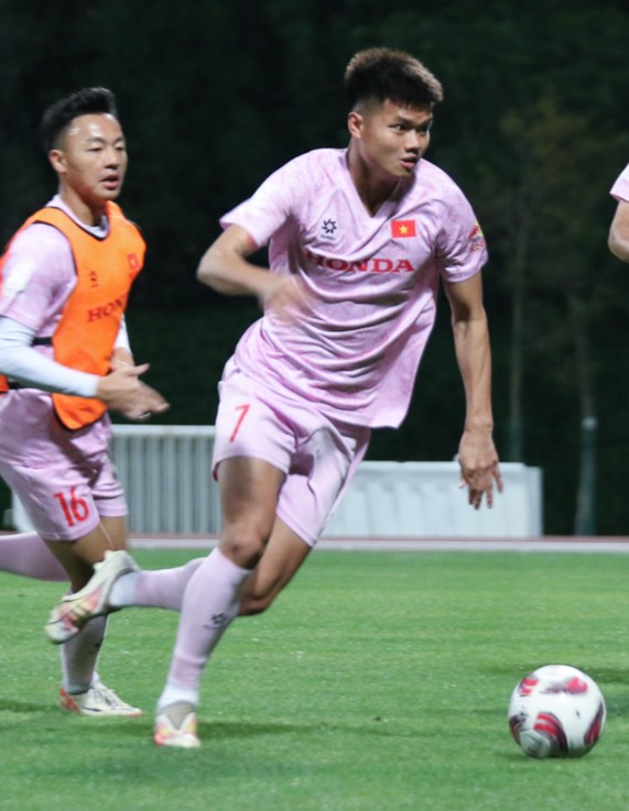 Profile 26 cầu thủ ĐT Việt Nam tham dự Asian Cup: Cầu thủ cao 1m92 là ai?- Ảnh 24.