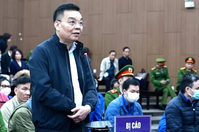 Tuyên án vụ Việt Á: Ông Nguyễn Thanh Long lĩnh 18 năm tù, Chu Ngọc Anh 3 năm tù- Ảnh 1.