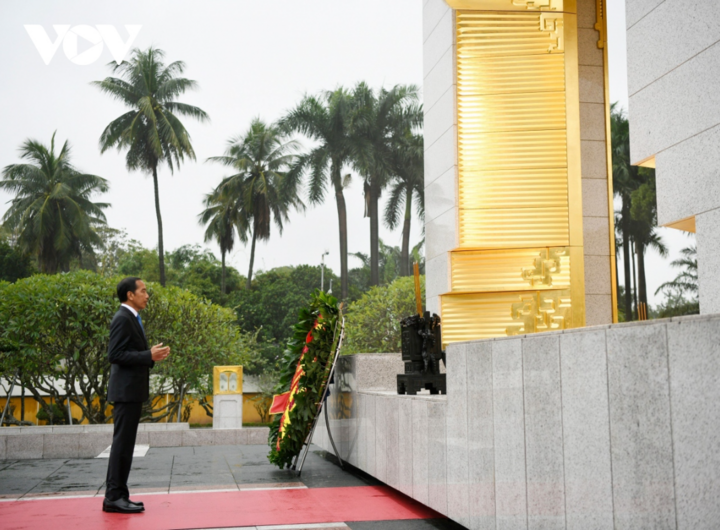 Tổng thống Indonesia vào Lăng viếng Chủ tịch Hồ Chí Minh- Ảnh 6.