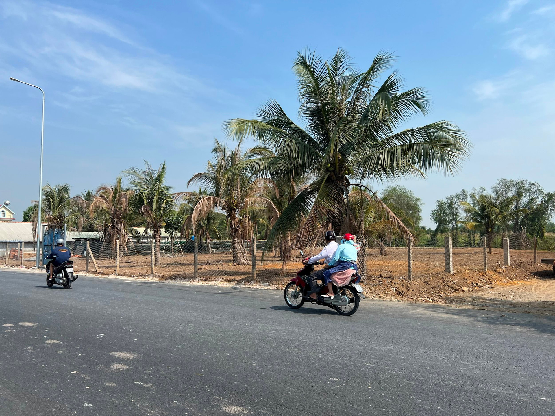 Từng là nơi “khỉ ho cò gáy” với giá hơn 2 triệu đồng mỗi m2 đến nay nhà đầu tư “té ngửa” khi đất cận cầu Long Đại, Thủ Đức tăng cả chục lần- Ảnh 4.