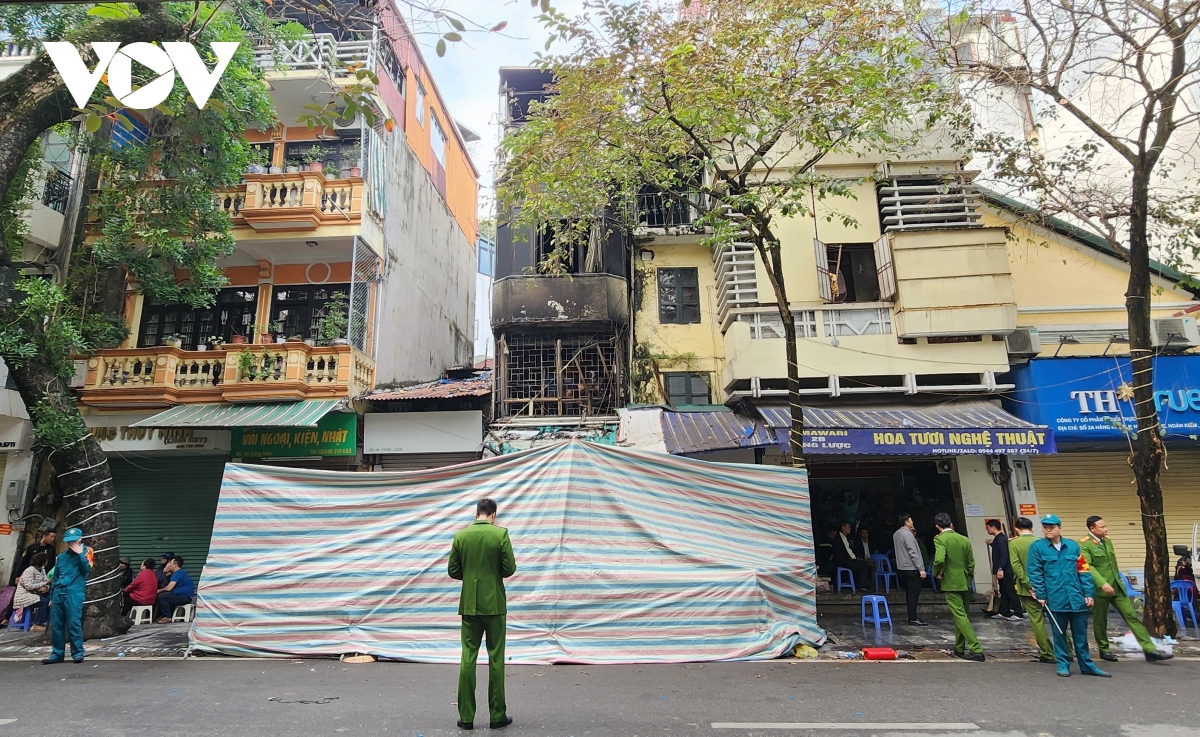 Nhân chứng kể lại vụ cháy kinh hoàng khiến 4 người tử vong ở Hà Nội- Ảnh 2.