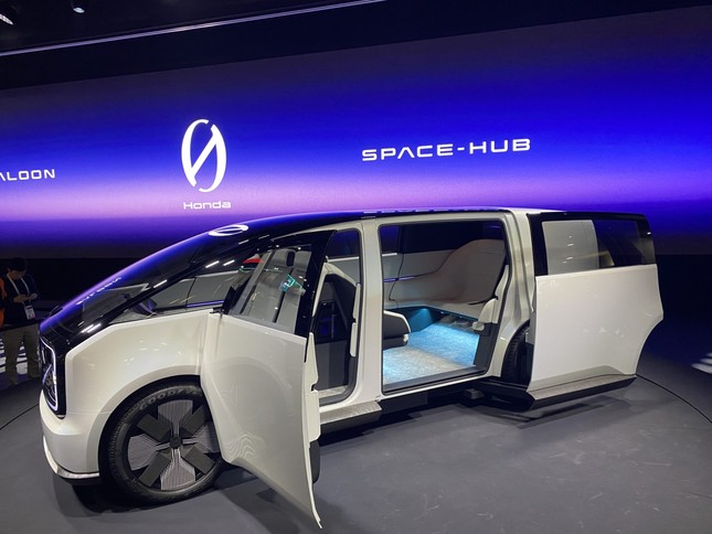 Honda công bố logo mới trên mẫu xe điện ý tưởng độc đáo- Ảnh 7.