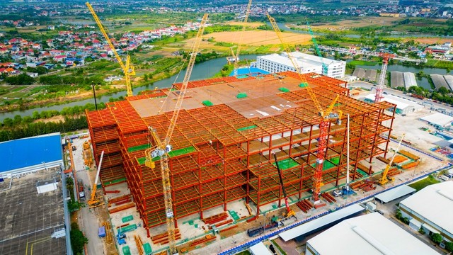 Toàn cảnh công trường xây dựng nhà máy 1 tỷ USD, dùng lượng thép gấp đôi cầu Long Biên của LG tại Hải Phòng- Ảnh 5.