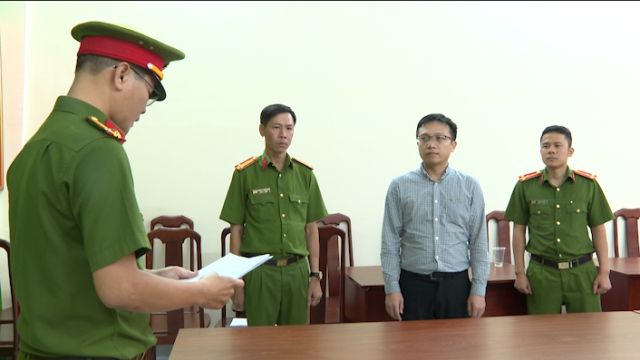 Khởi tố, bắt tạm giam Phó Cục Trưởng Cục Đăng kiểm Việt Nam- Ảnh 4.