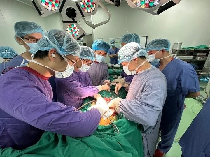 Bộ trưởng Y tế: Việt Nam ‘đi sau về trước’ trong kỹ thuật ghép tạng- Ảnh 1.