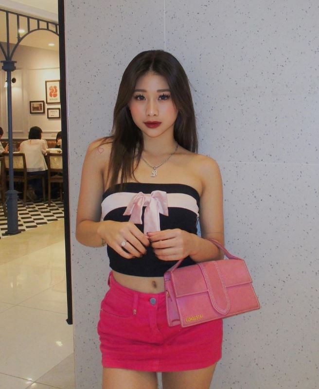 Cuộc sống cực sang chảnh của hot girl thể dục dụng cụ Phạm Như Phương: Đeo túi hiệu, check-in du lịch nước ngoài- Ảnh 3.