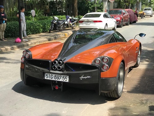 Pagani Huayra độc nhất Việt Nam đổi biển số mới, dân tình chỉ ra một điểm nhận diện đặc trưng của Minh Nhựa- Ảnh 4.