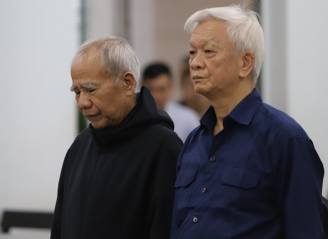 Sắp xét xử cựu Chủ tịch Khánh Hòa vụ sai phạm tại dự án Mường Thanh Viễn Triều- Ảnh 1.