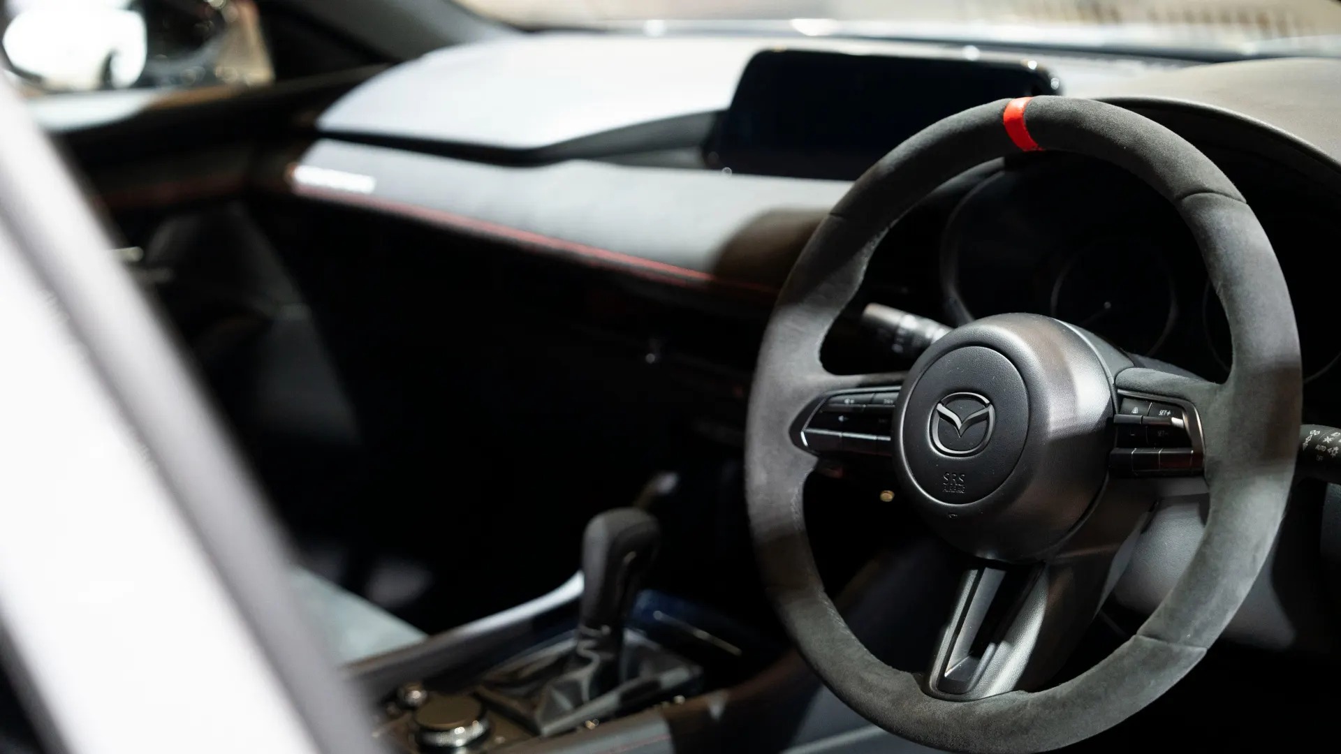 Đây là chiếc Mazda3 đấu Civic Type R: Động cơ 2.5L turbo, nhiều chi tiết như xe đua- Ảnh 3.