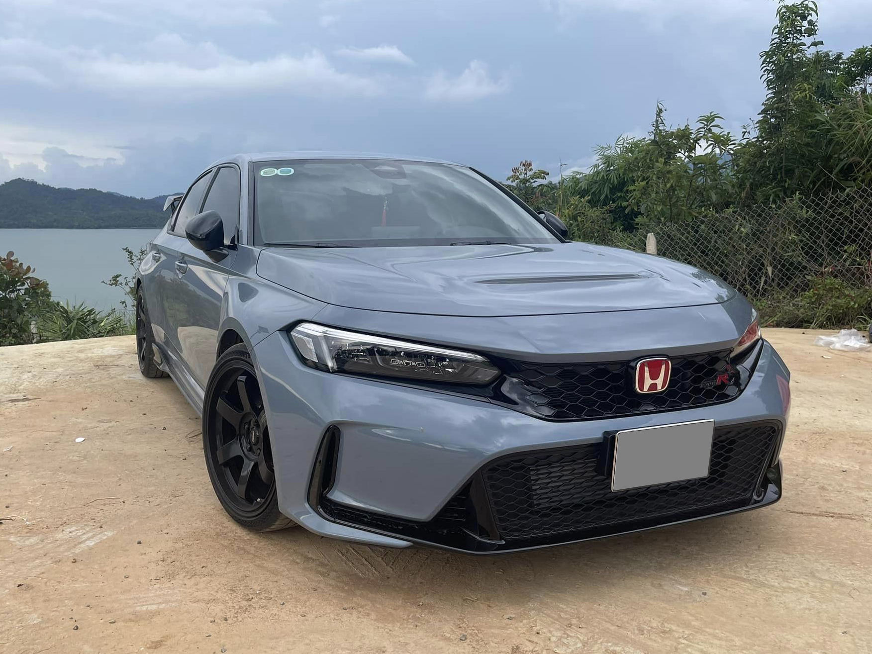 Honda Civic Type R hàng hiếm mới đi 5.000km đã bán lại: Giá 2,45 tỷ đắt hơn niêm yết mới, nhiều đồ độ hiệu suất cao- Ảnh 1.