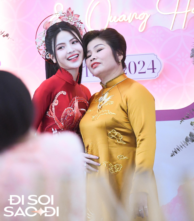 Chu Thanh Huyền đập tan tin đồn ph&acirc;n biệt mẹ đẻ v&agrave; mẹ chồng qua một h&agrave;nh động, Quang Hải được bố vợ dặn d&ograve; kĩ c&agrave;ng- Ảnh 3.