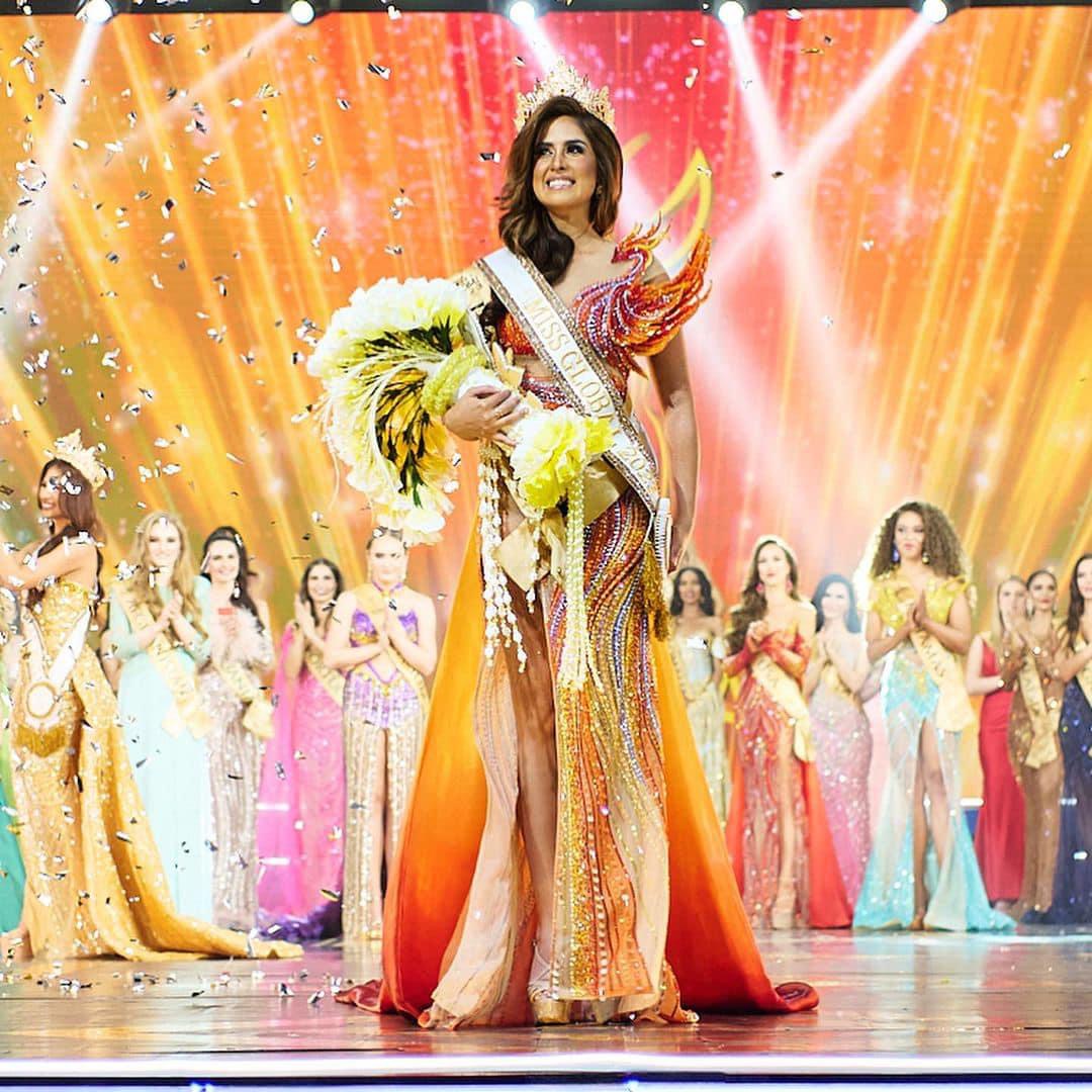 Hoa hậu và 2 á hậu Miss Global 2023 đều mặc đầm của NTK Nguyễn Minh Tuấn khi đăng quang- Ảnh 3.