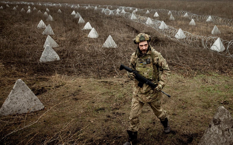 Tiết lộ pháo đài phòng thủ mới của Ukraine khiến Nga phải dè chừng- Ảnh 1.