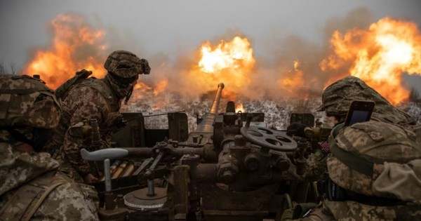 Donetsk bị pháo kích dữ dội, Mátxcơva lên tiếng