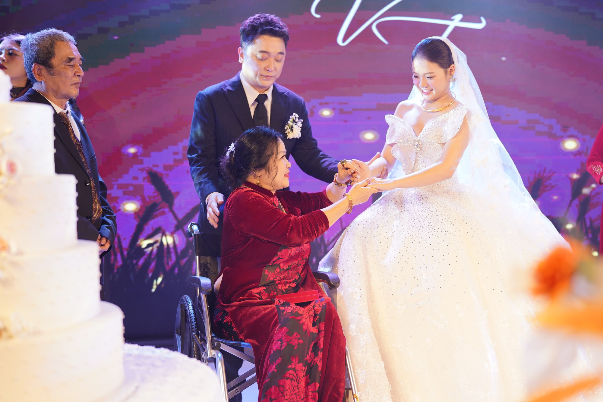 Trung Ruồi làm clip chúc phúc đám cưới Yanbi và Trang Abby, hé lộ là người gieo duyên cho cặp đôi- Ảnh 3.