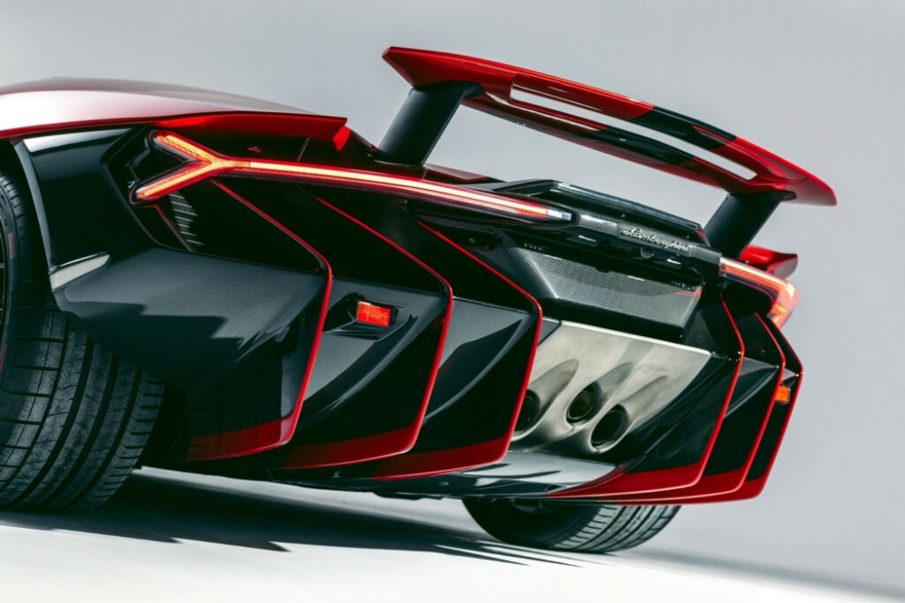 Bán đấu giá Lamborghini Centenario Roadster phiên bản giới hạn- Ảnh 23.