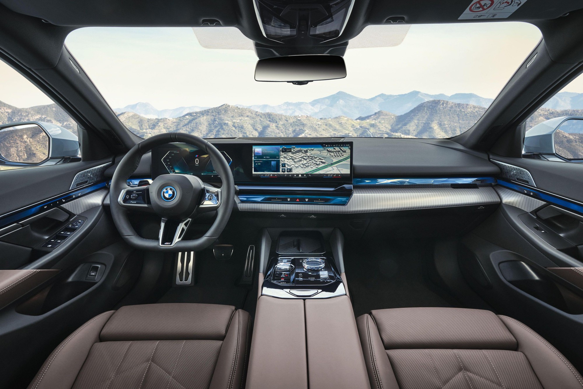 BMW 5-Series 2024 dễ về Việt Nam năm nay: Thiết kế phá cách kiểu xe Hàn, nhiều công nghệ mới cạnh tranh E-Class- Ảnh 7.