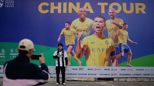 Sau Messi, đến lượt Ronaldo hủy tour du đấu Trung Quốc- Ảnh 1.