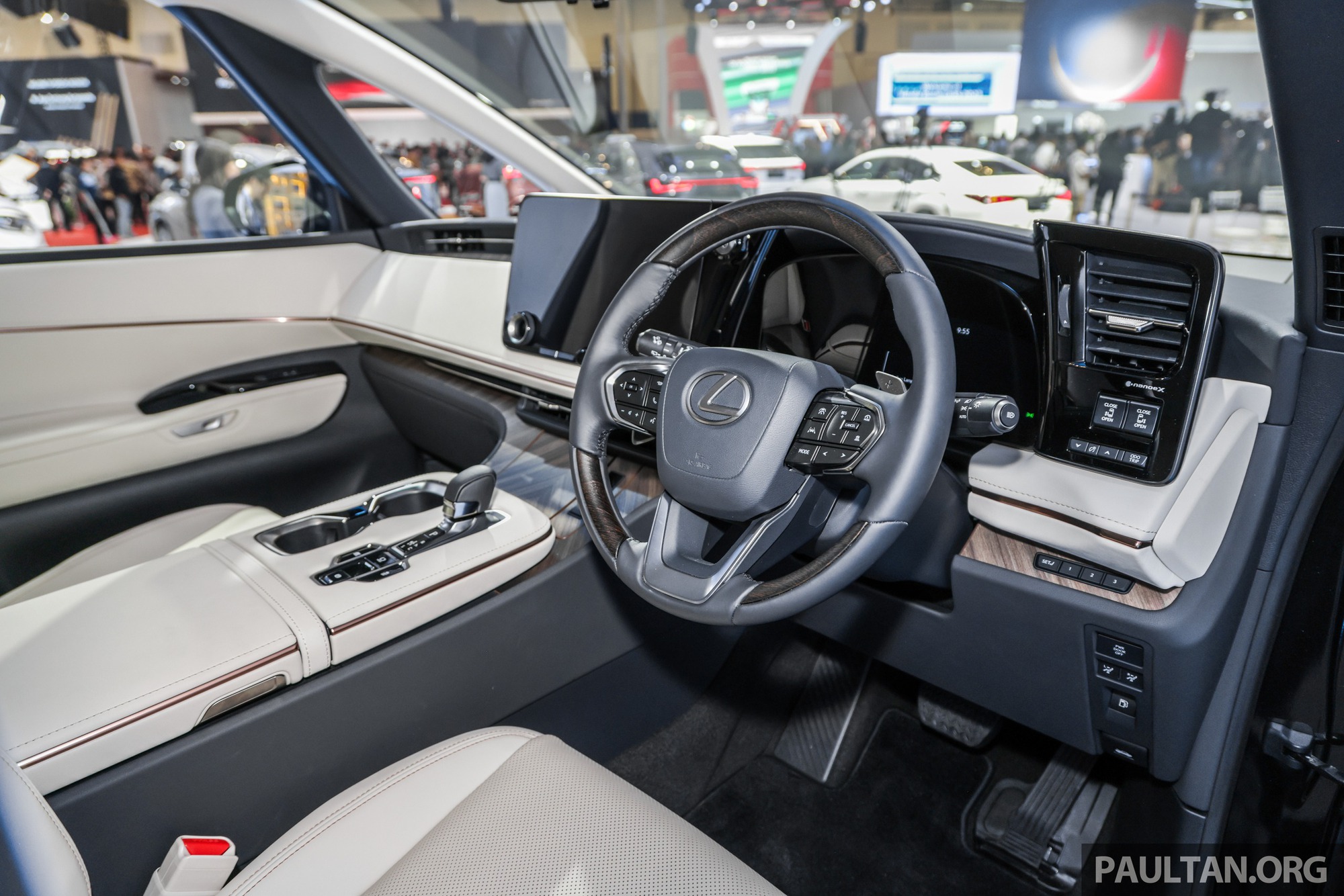 Lexus LM 2024 rục rịch nhận cọc tại Việt Nam: Có bản hybrid, lưới tản nhiệt như RX, bản 4 chỗ gắn TV 48 inch- Ảnh 11.