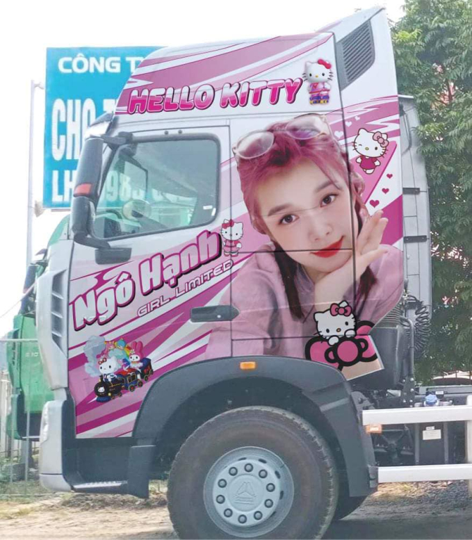 Gặp Ngô Hạnh - mỹ nữ lái xe tải 30 tấn ở Thái Nguyên, phủ hồng xe bằng hình Hello Kitty: Cuộc sống ra sao sau khi nổi tiếng?- Ảnh 9.
