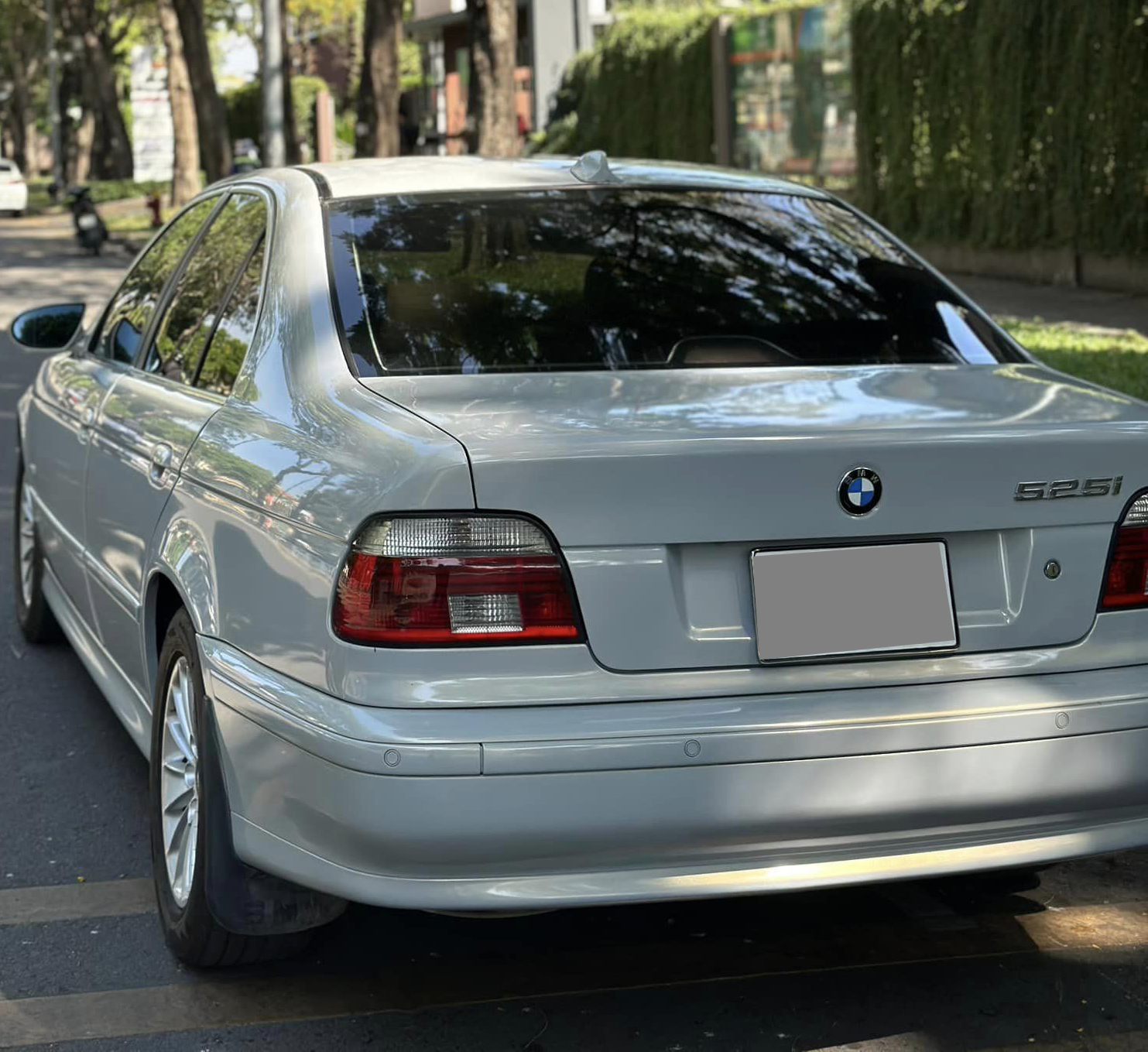 Thích BMW 5-Series mà chỉ có 140 triệu đồng thì chiếc xe này là một lựa chọn: Nhiều trang bị cao cấp, từng được giám đốc dùng- Ảnh 6.