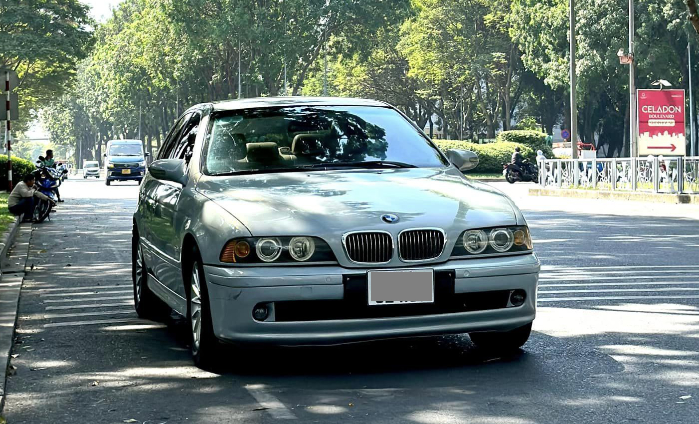 Thích BMW 5-Series mà chỉ có 140 triệu đồng thì chiếc xe này là một lựa chọn: Nhiều trang bị cao cấp, từng được giám đốc dùng- Ảnh 5.