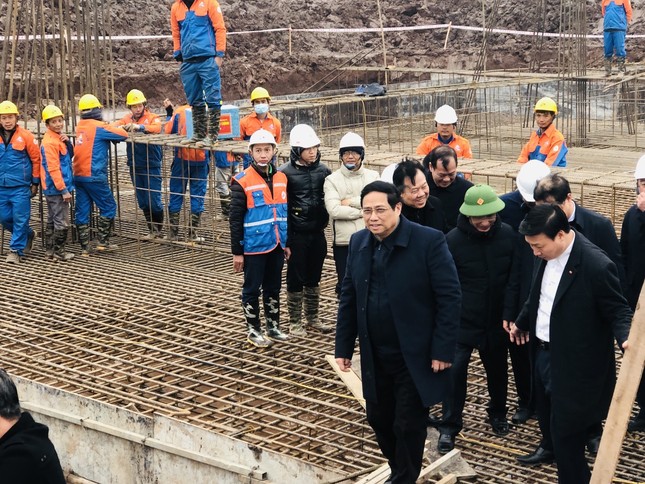 Thủ tướng kiểm tra tiến độ dự án đường dây 500 KV- Ảnh 3.