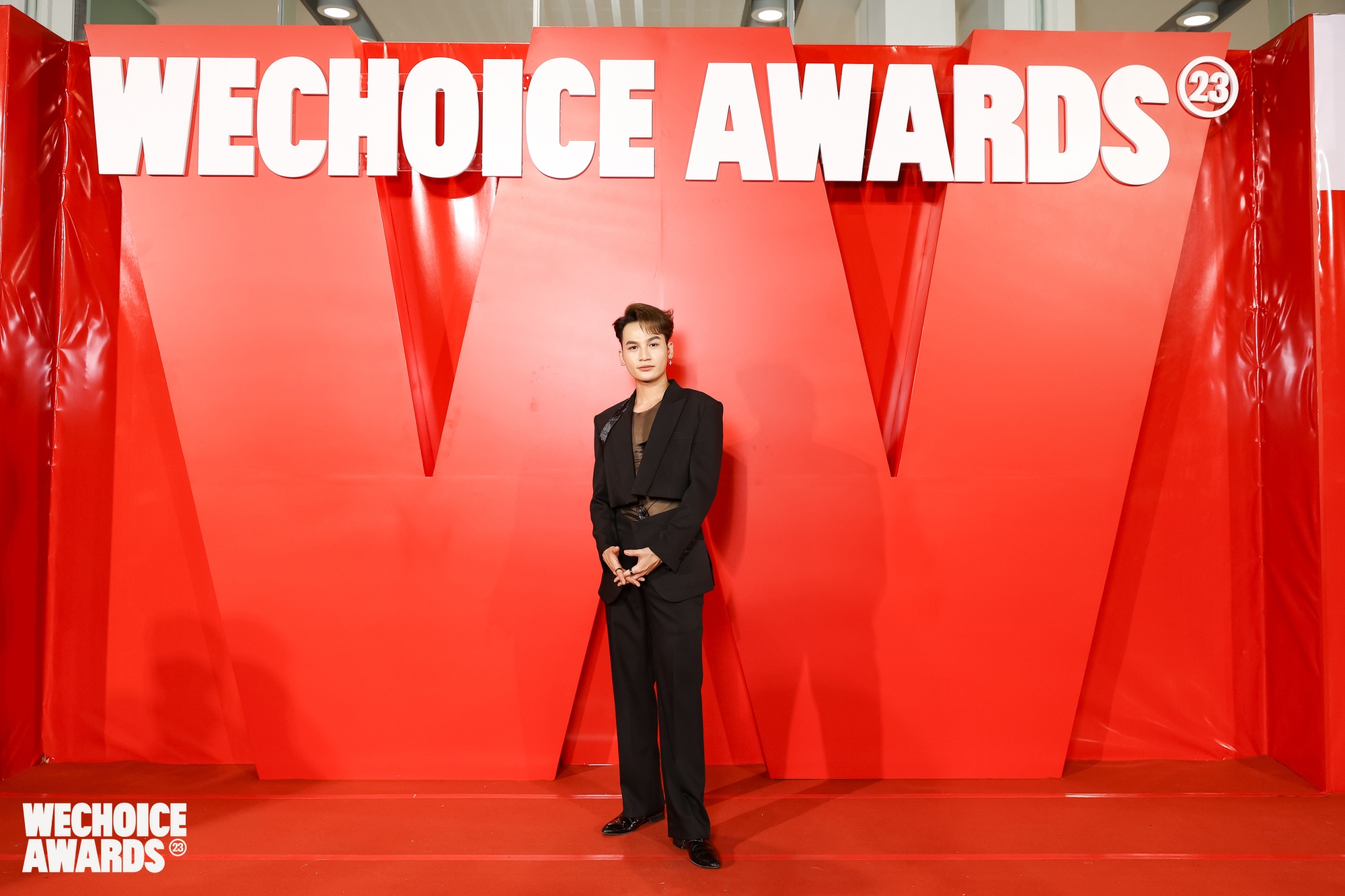 Siêu thảm đỏ Gala WeChoice Awards 2023: Binz - Châu Bùi hoá cô dâu chú rể đọ sắc Trấn Thành - Hari, Chi Pu táo bạo bên Hương Giang cùng dàn hậu- Ảnh 35.