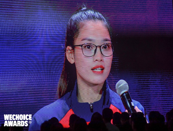 Khoảnh khắc 4 cô gái vàng của thể thao Việt Nam xuất hiện đầy xúc động tại WeChoice Awards 2023- Ảnh 4.